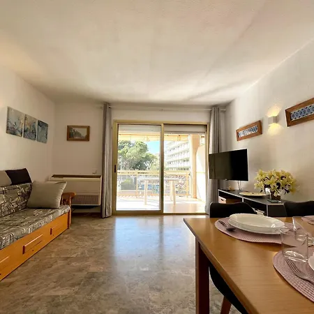 Amb Piscina Apartment Salou